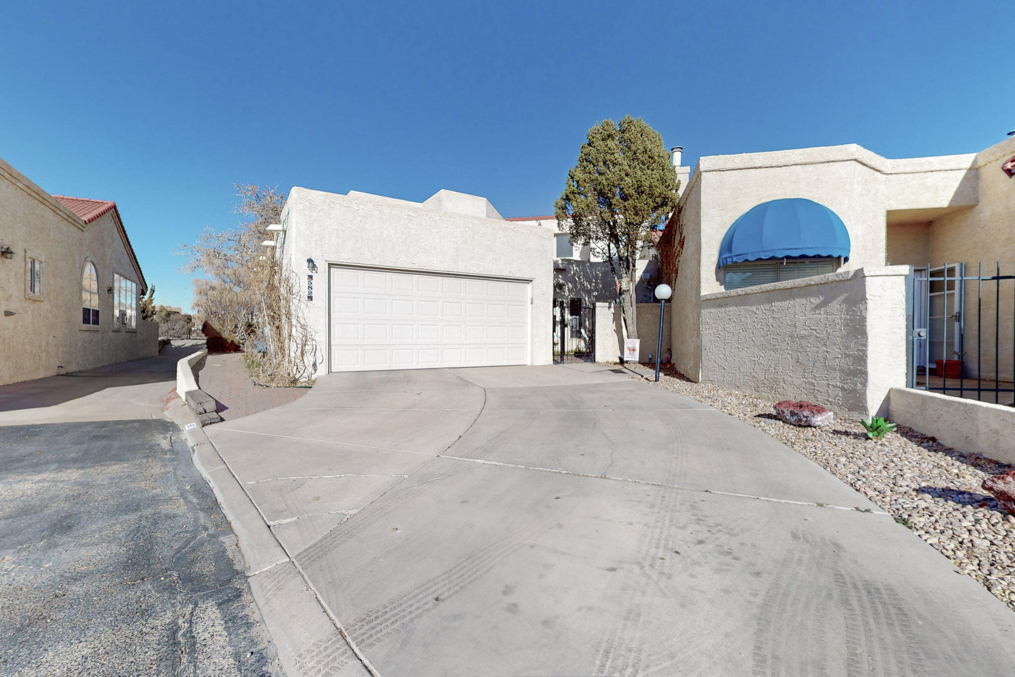 582 Eastlake Drive, Rio Rancho, New Mexico image 1