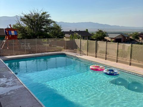 Photo of 4550 Pyrite Court NE, Rio Rancho, NM 87124 (MLS # 1106029)
