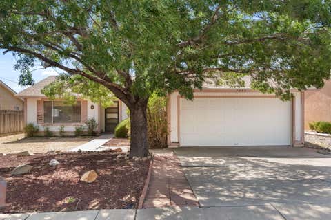 Homes For Sale - 1229 Hiawatha Drive<br/> Bernalillo County, Albuquerque, NM 87112