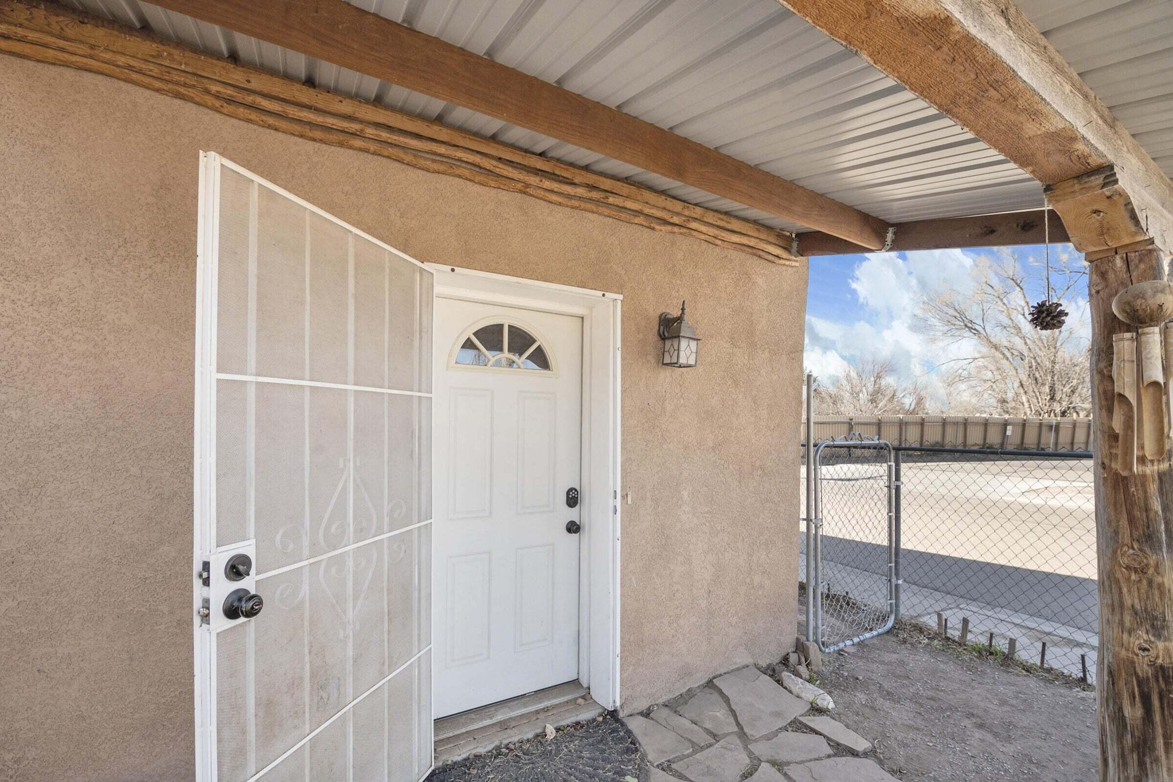 212 Santa Fe Street, Los Lunas, New Mexico image 3