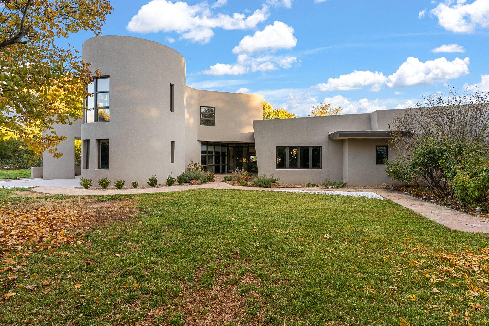 837 El Alhambra Circle, Los Ranchos, New Mexico image 8