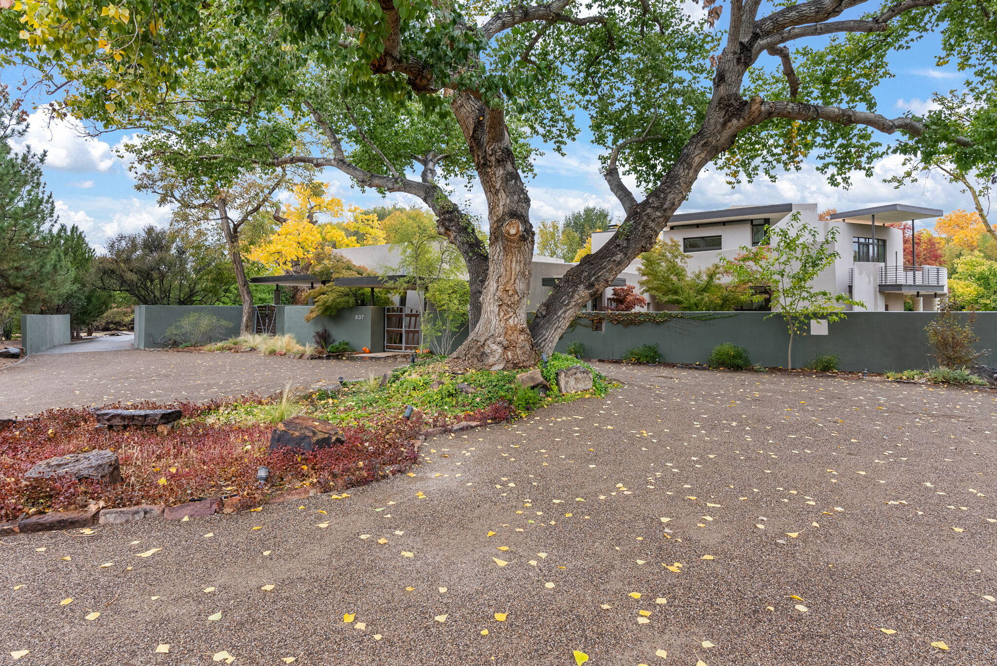 837 El Alhambra Circle, Los Ranchos, New Mexico image 10