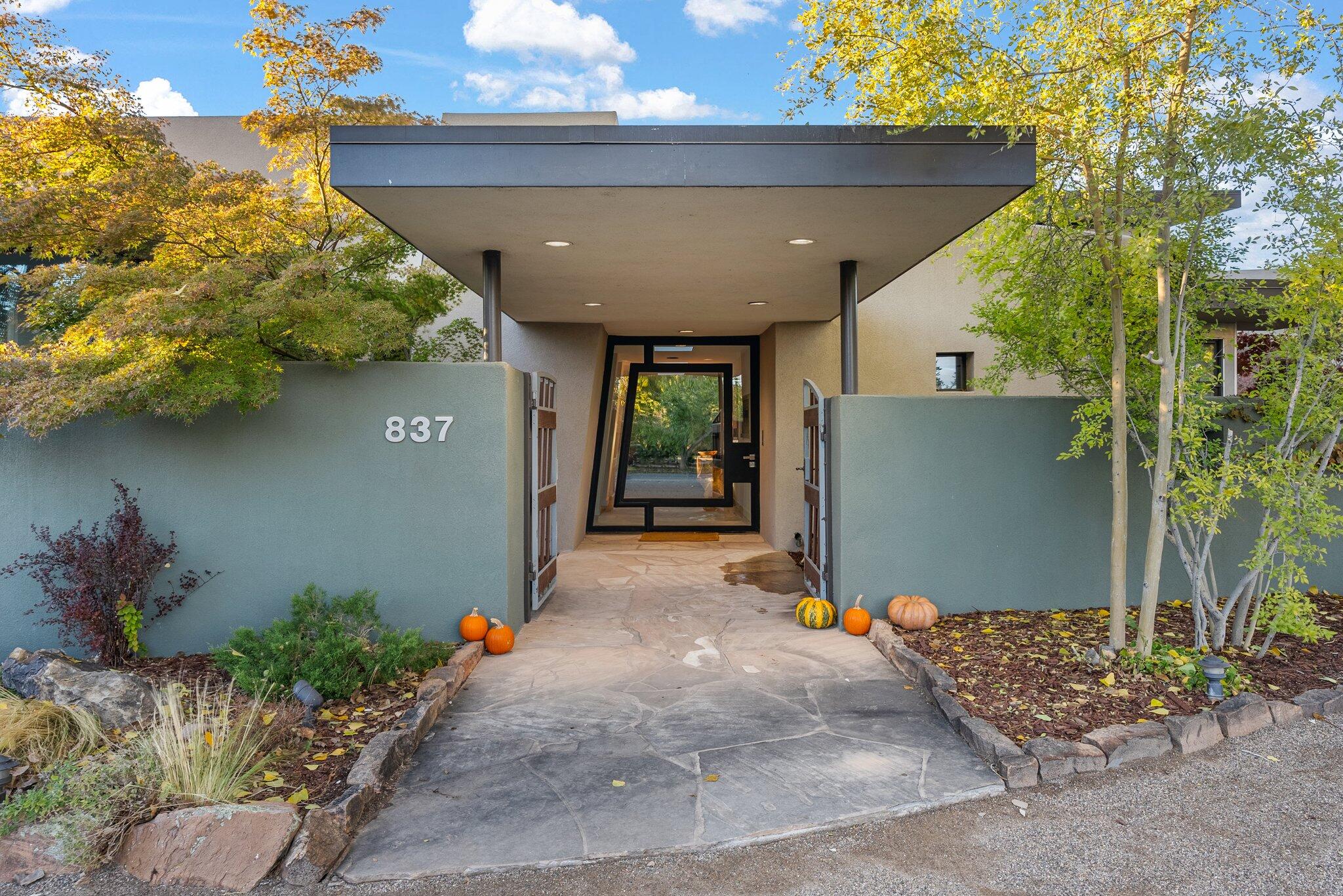 837 El Alhambra Circle, Los Ranchos, New Mexico image 9