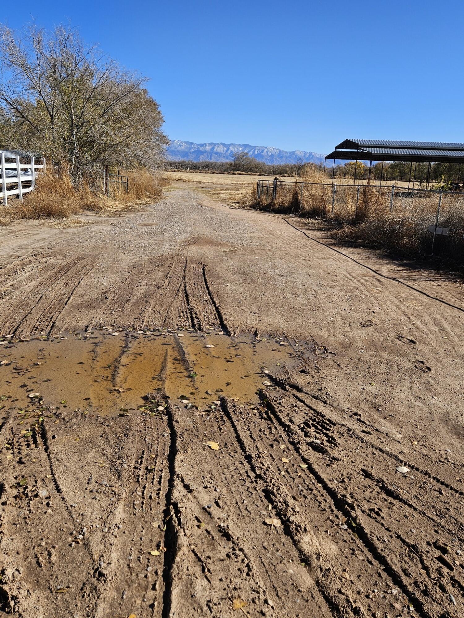 732 Gabaldon Road, Belen, New Mexico image 1