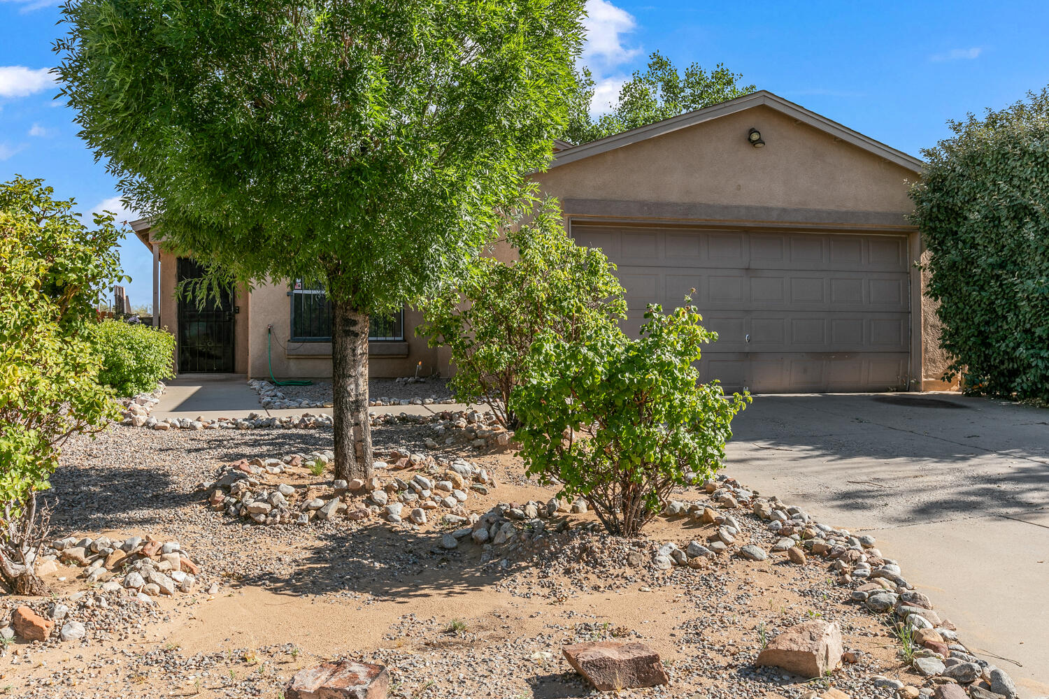 View Albuquerque, NM 87121 house