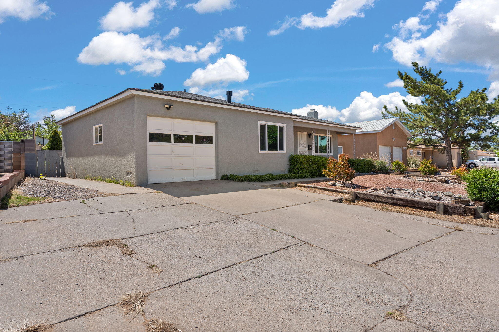 9604 Shoshone Road, Albuquerque, New Mexico image 2