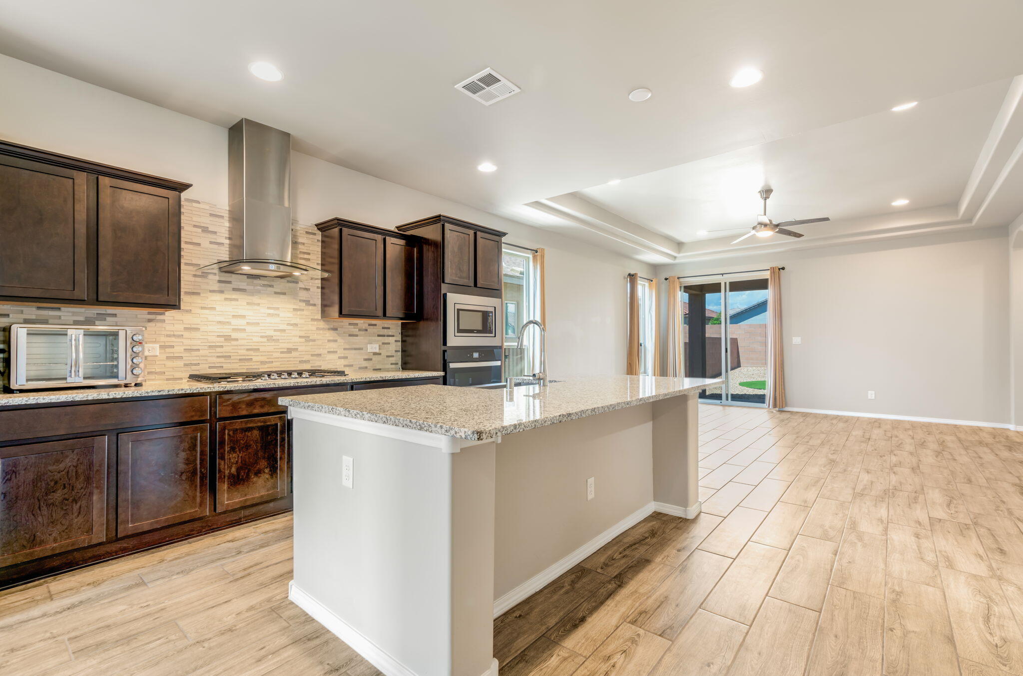2443 Camrose Road NE
