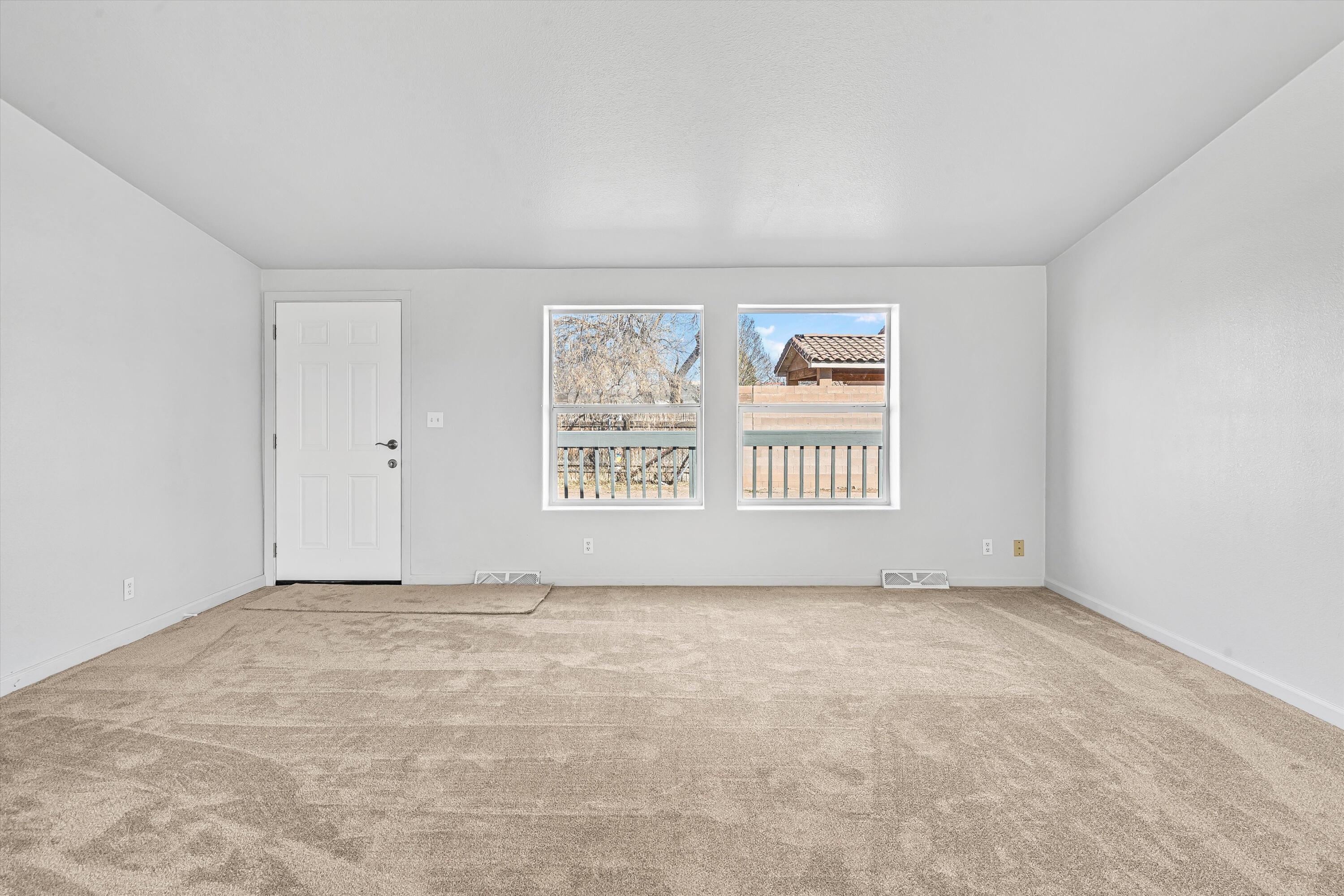 8958 4th Street, Los Ranchos, New Mexico image 6