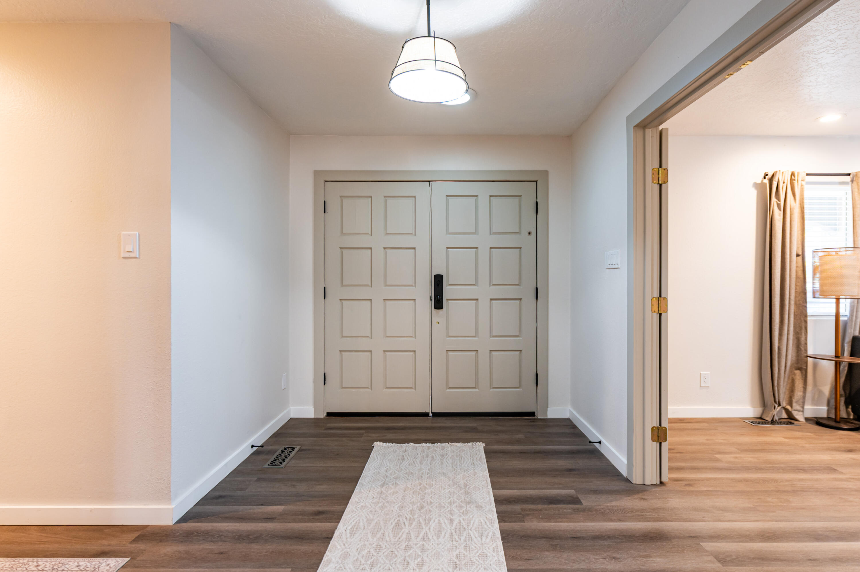 1008 Cuatro Cerros Trail SE