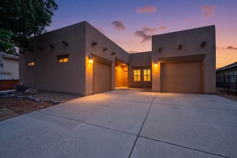 Homes For Sale - 910 Mountain Phlox Way<br/> Bernalillo, NM 87004