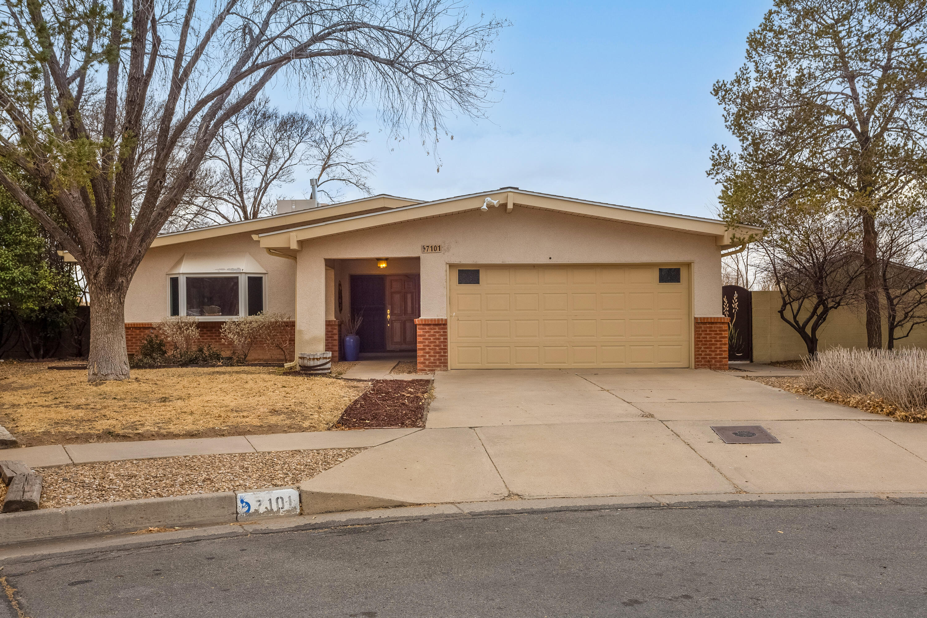 7101 Minuteman Drive, Albuquerque, New Mexico image 1