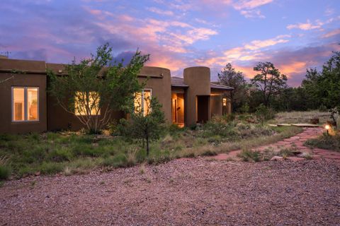 Photo of 82 KIVA Place, Sandia Park, NM 87047 (MLS # 1086712)