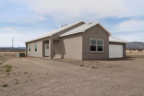 Photo of 10 El Cielo Azul Circle, Edgewood, NM 87015 (MLS # 1101661)