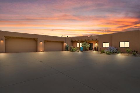 Photo of 1420 Gros Ventre Drive NE, Rio Rancho, NM 87144 (MLS # 1088188)