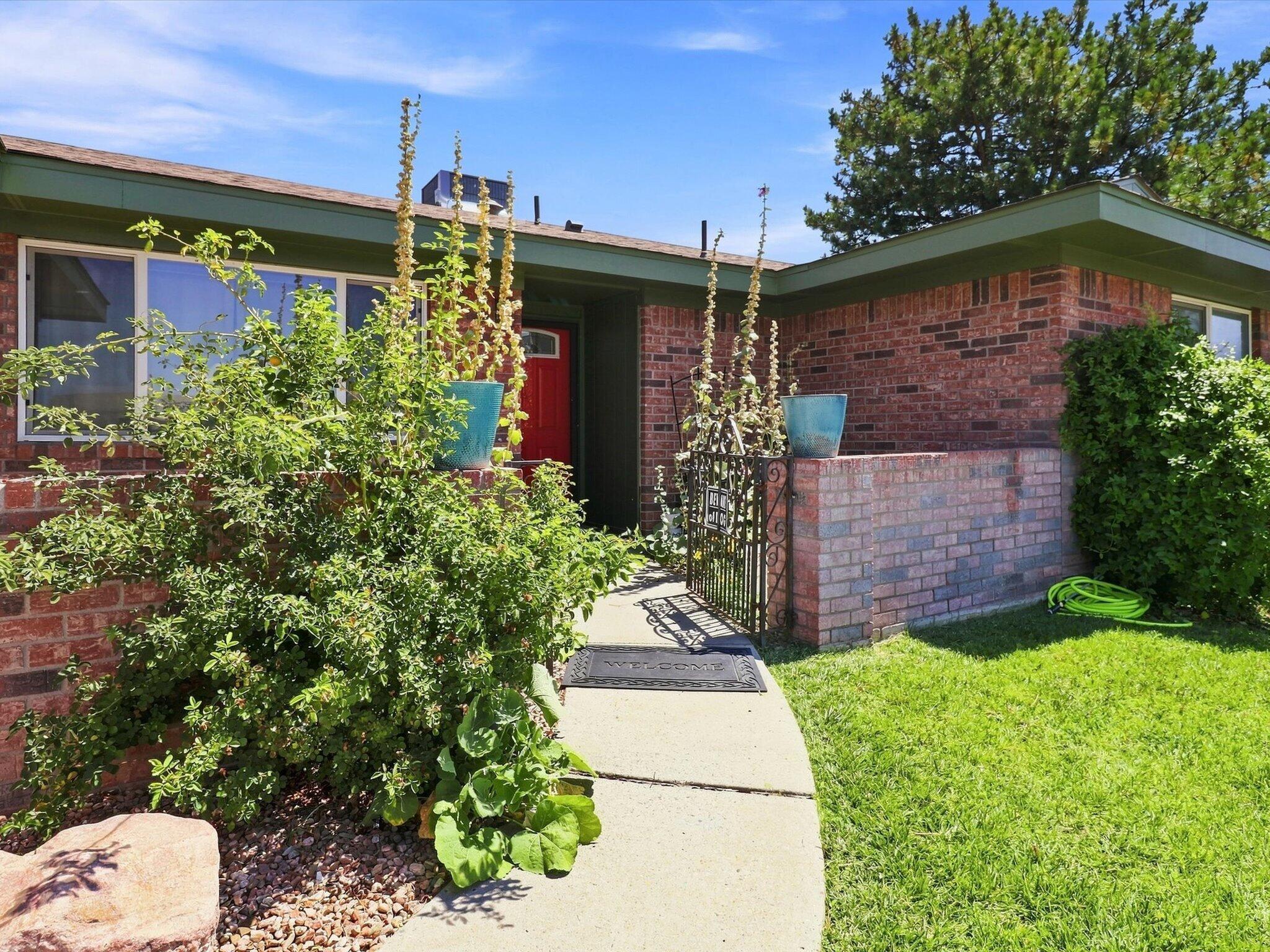 5300 Dee Drive NE