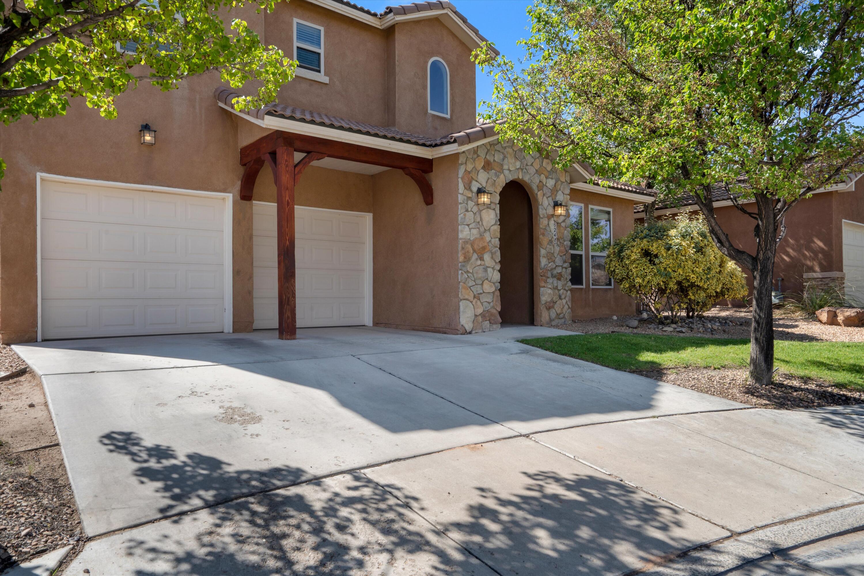 824 VISTA PATRON Drive