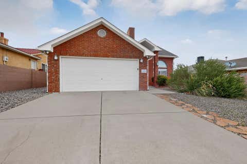 Photo of 8305 Fairmont Drive NW, Albuquerque, NM 87120 (MLS # 1108908)