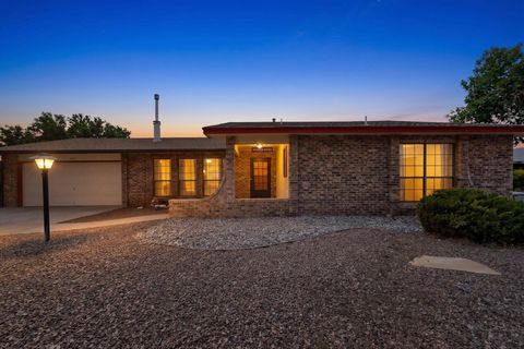Homes For Sale - 2655 Panorama Way<br/> Rio Rancho, NM 87124