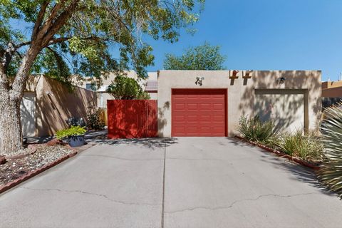 Townhouse For Sale - 5434 6th Street<br/> Bernalillo County, Albuquerque, NM 87107