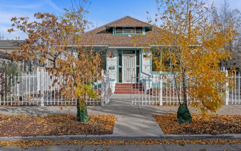 Photo of 707 Slate Avenue NW, Albuquerque, NM 87102 (MLS # 1095004)