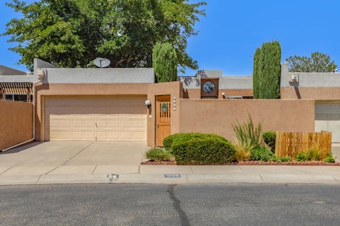 Townhouse For Sale - 6609 San Blas Place<br/> Albuquerque, NM 87120