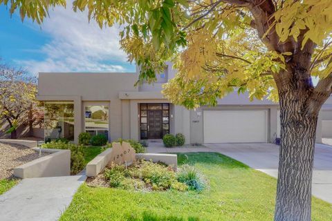 Photo of 12407 Pristine Court NE, Albuquerque, NM 87122 (MLS # 1082110)
