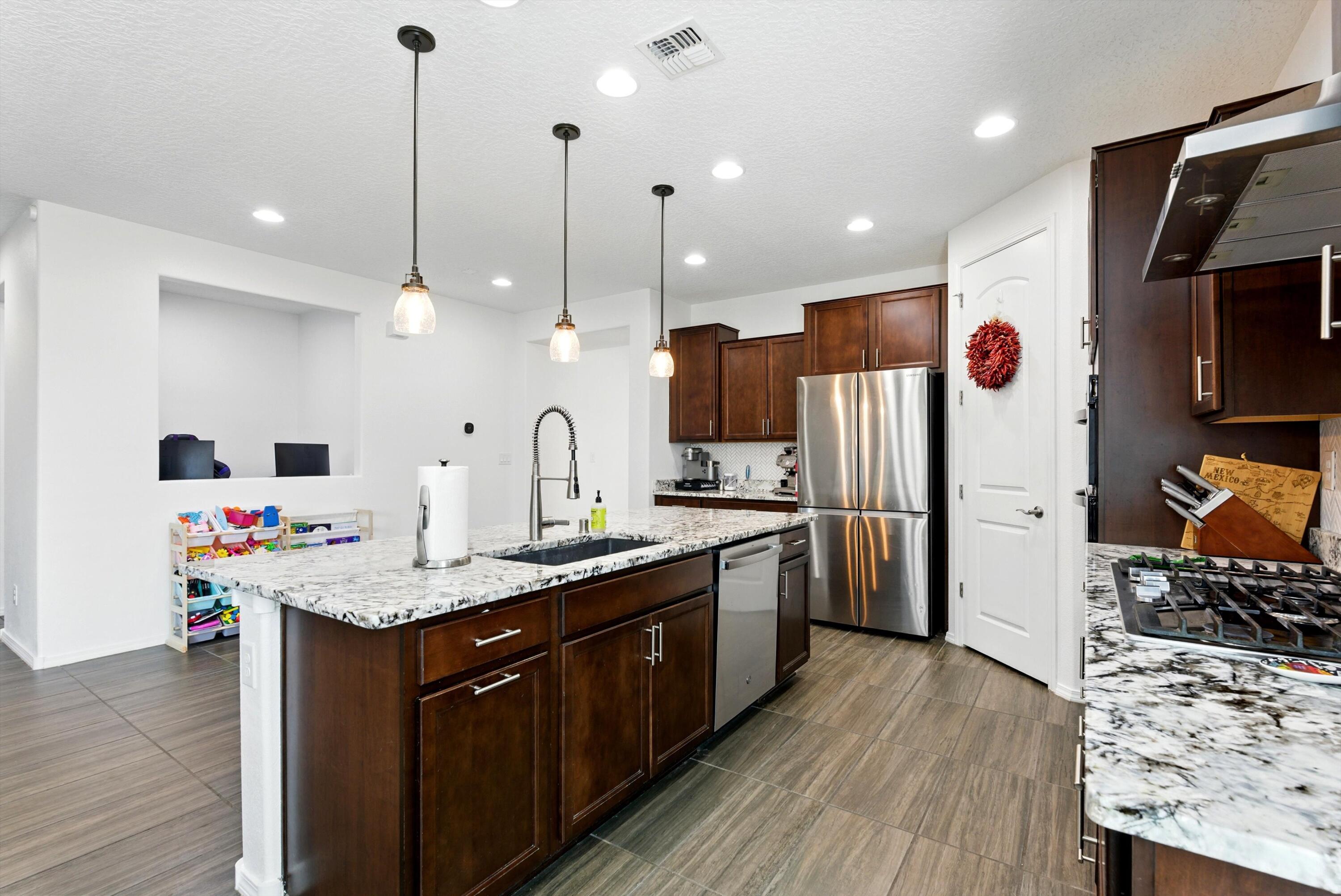 6215 Bryce Canyon Lane, Rio Rancho, New Mexico image 9
