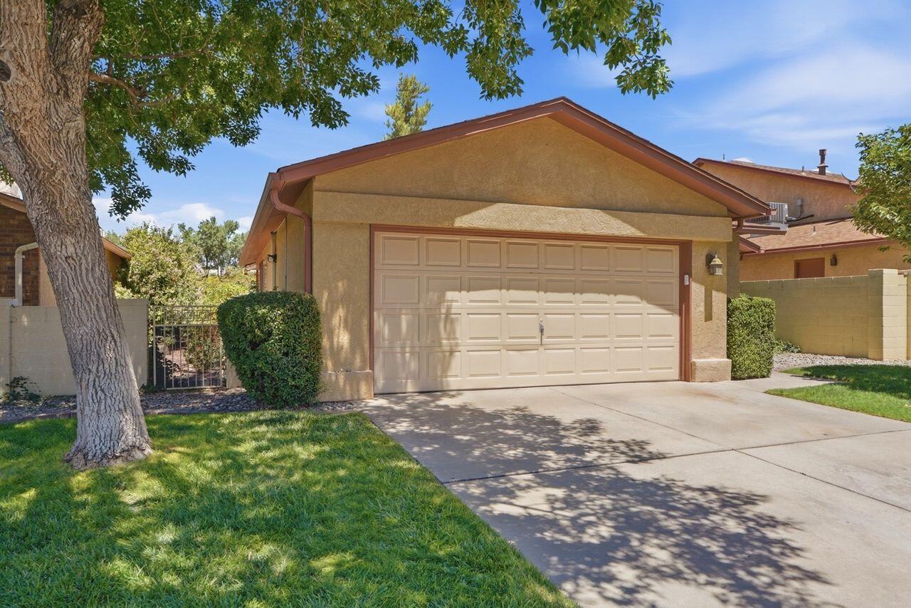 10613 Central Park Drive NE