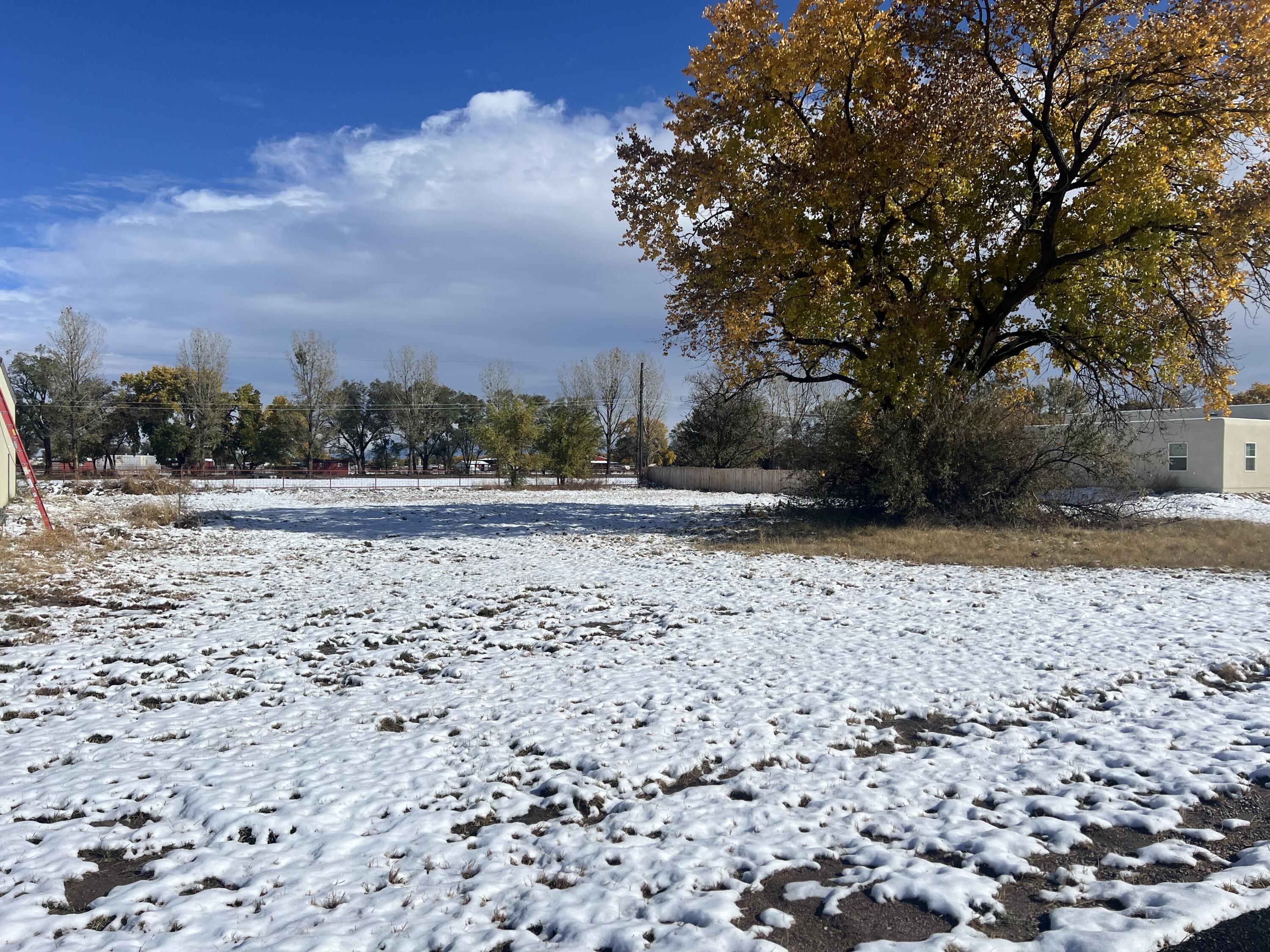 VL Hathaway Circle, Los Lunas, New Mexico image 1