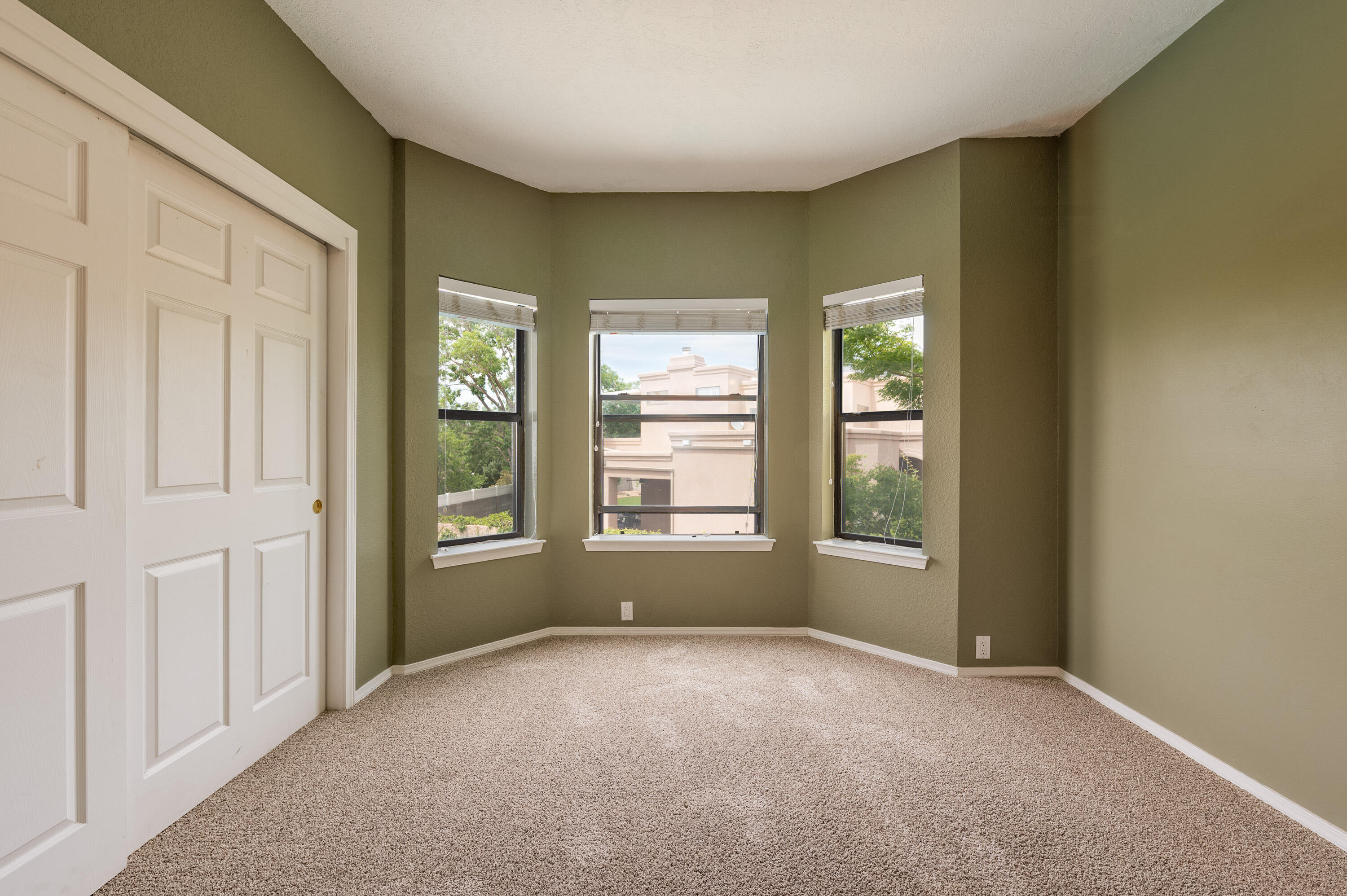 5327 Avenida Cuesta, Albuquerque, New Mexico image 27