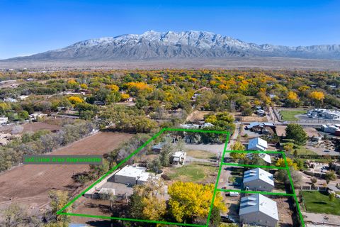 Photo of 120 Espinosa Road, Corrales, NM 87048 (MLS # 1095931)
