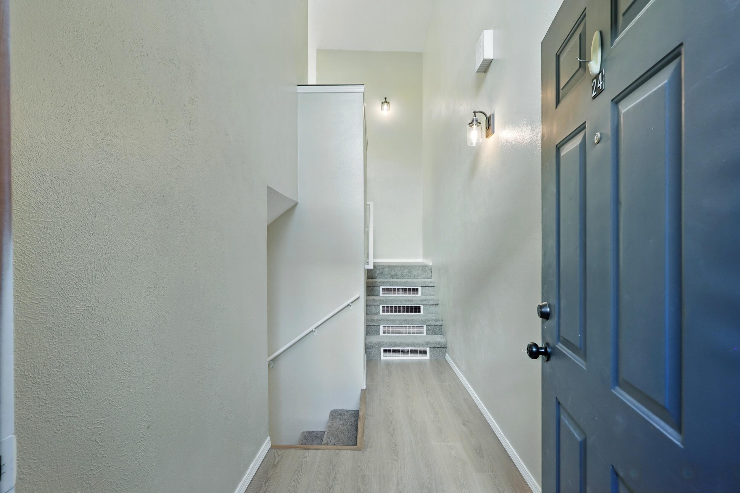 720 Tramway Lane #24, Albuquerque, New Mexico image 4