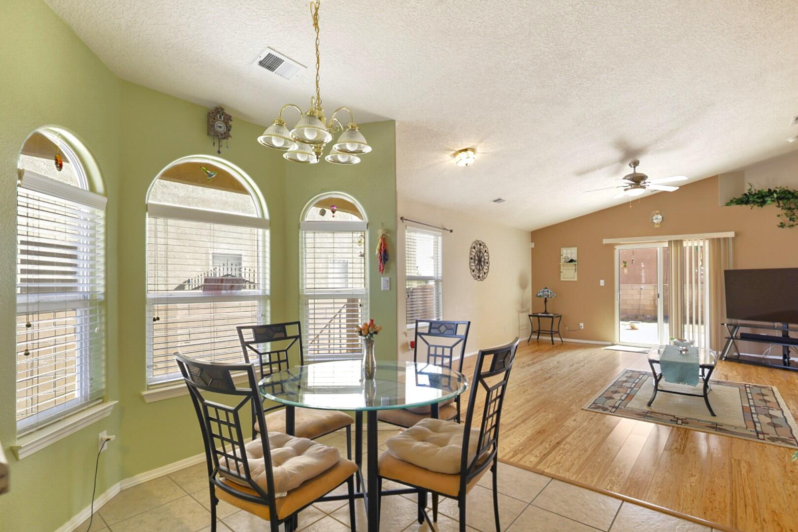 804 Mirasol Court NW