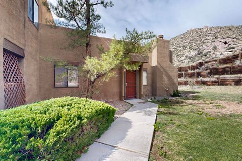2900 Vista Del Rey NE 7A Albuquerque NM 87112