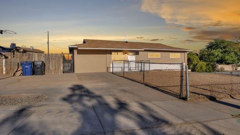 Photo of 1146 Tomas Street SW, Albuquerque, NM 87121 (MLS # 1095036)