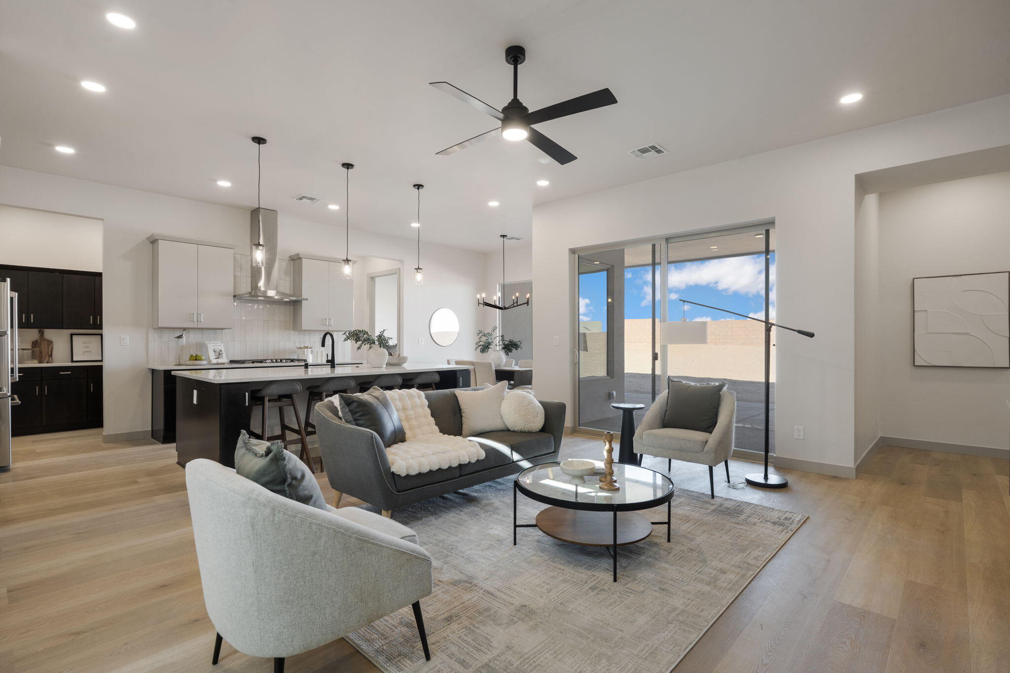 2101 Cheetah Road NE