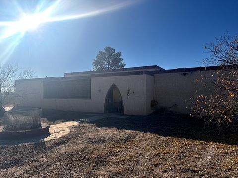 Photo of 37 Mallette Drive NW, Belen, NM 87002 (MLS # 1098805)