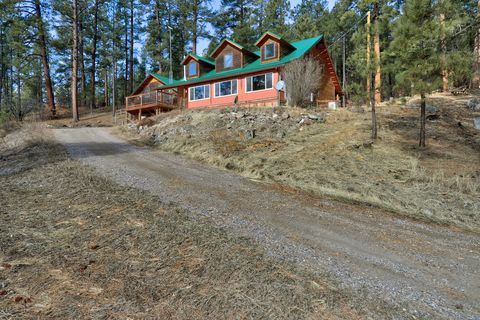 Photo of 831 Sulphur Creek Road, Jemez Springs, NM 87025 (MLS # 1103324)