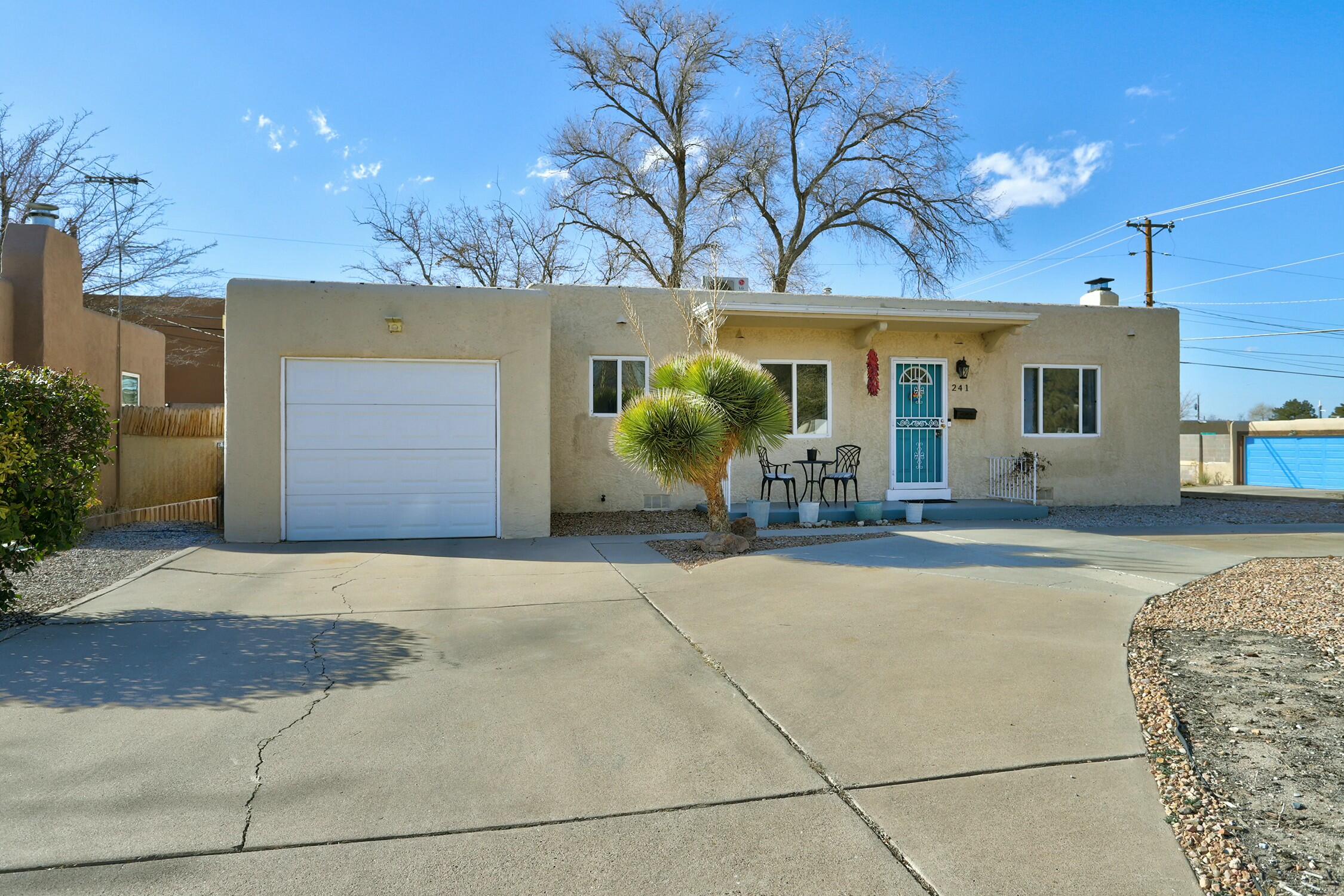 241 Cardenas Drive, Albuquerque, New Mexico image 1