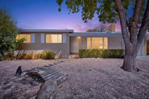 Homes For Sale - 3218 Georgia Street<br/> Albuquerque, NM 87110
