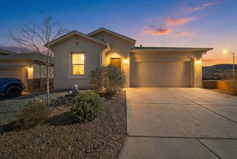 Photo of 494 Adeline Avenue SW, Los Lunas, NM 87031 (MLS # 1098172)