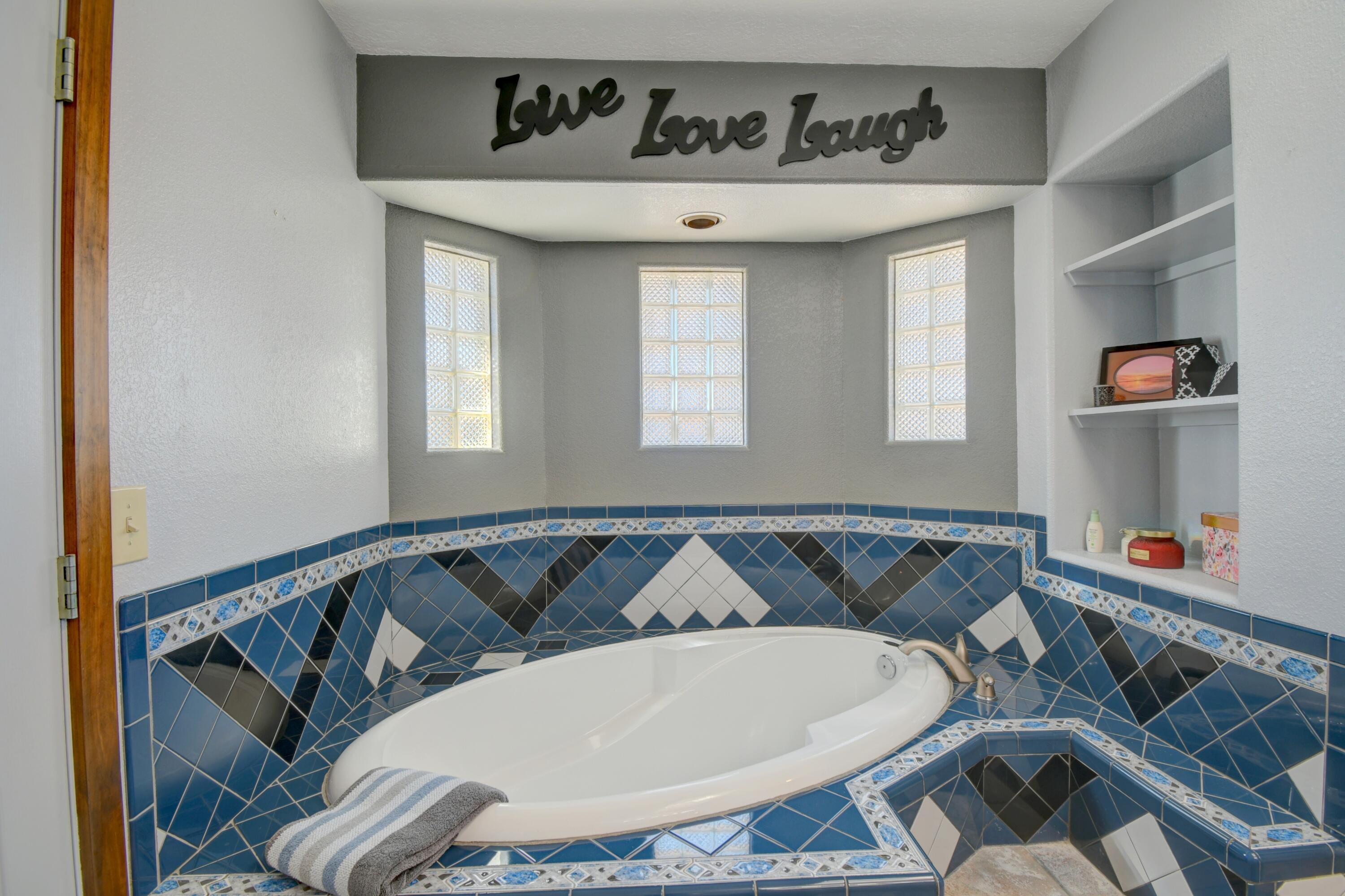 985 County Line Road, Tijeras, New Mexico image 17