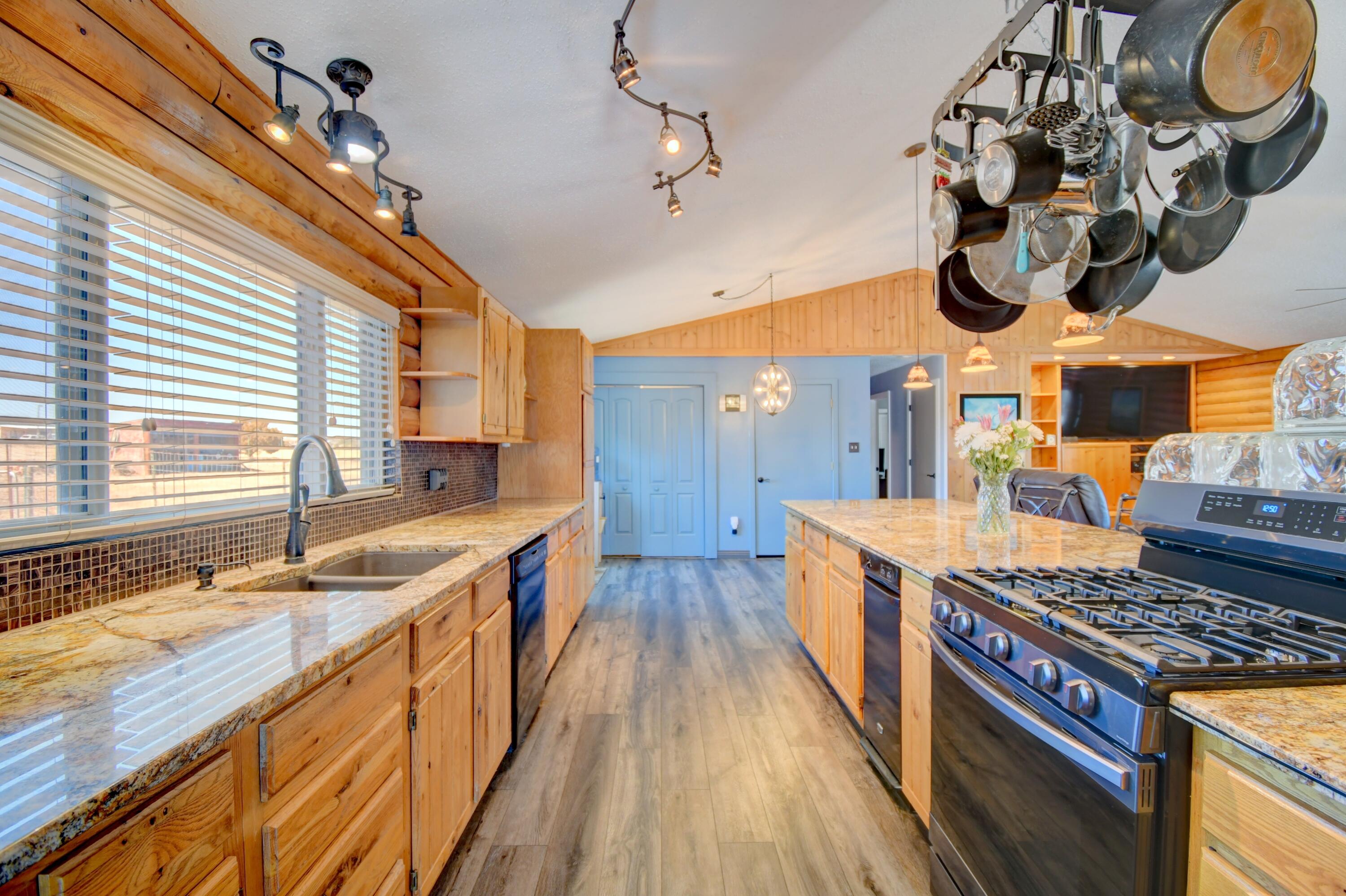 985 County Line Road, Tijeras, New Mexico image 10