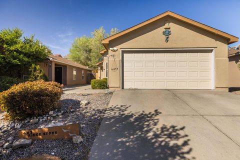 Photo of 483 Ridge Stone Drive SW, Albuquerque, NM 87121 (MLS # 1100631)