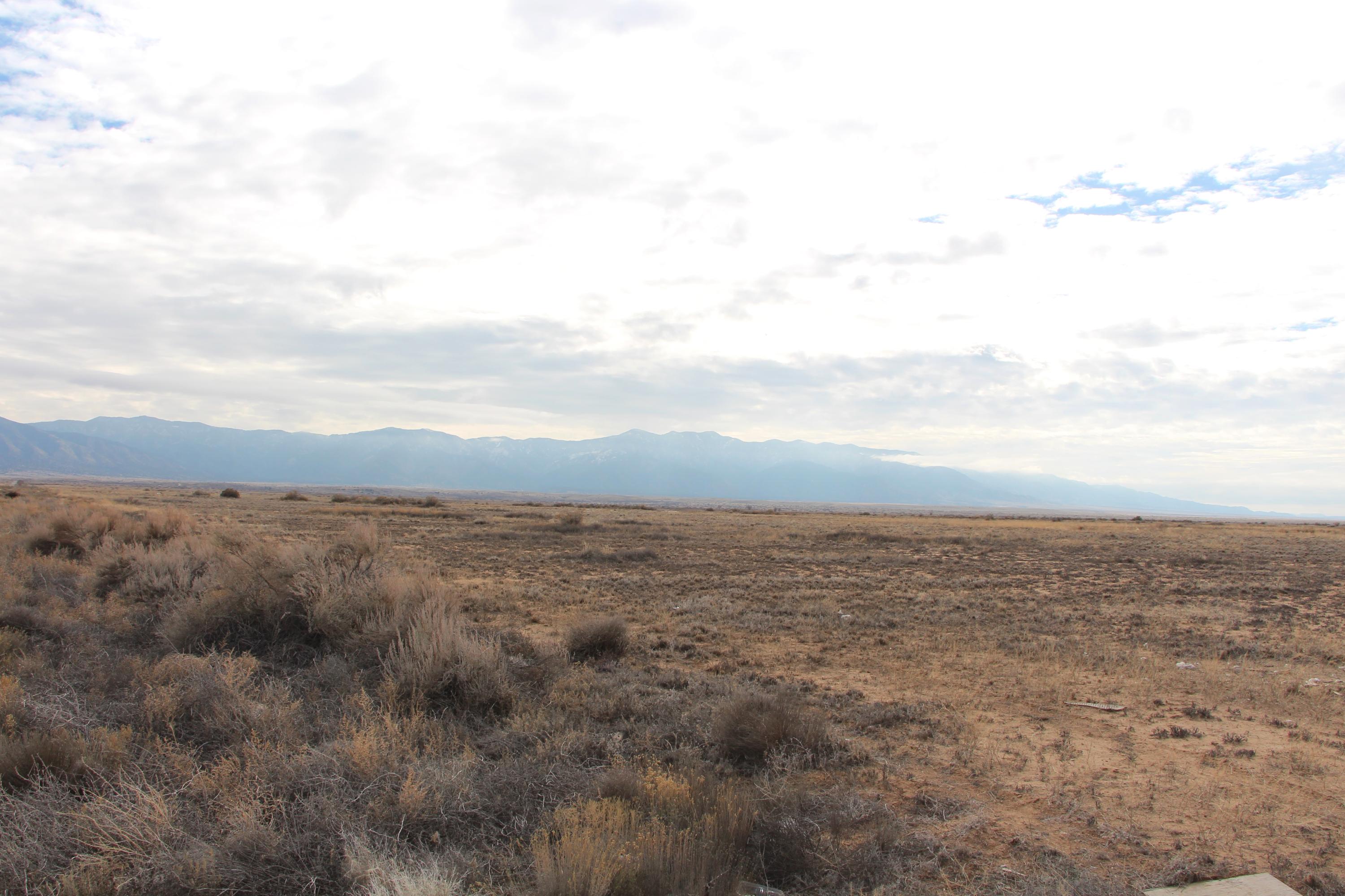 Rio Del Oro Loop N, Los Lunas, New Mexico image 4