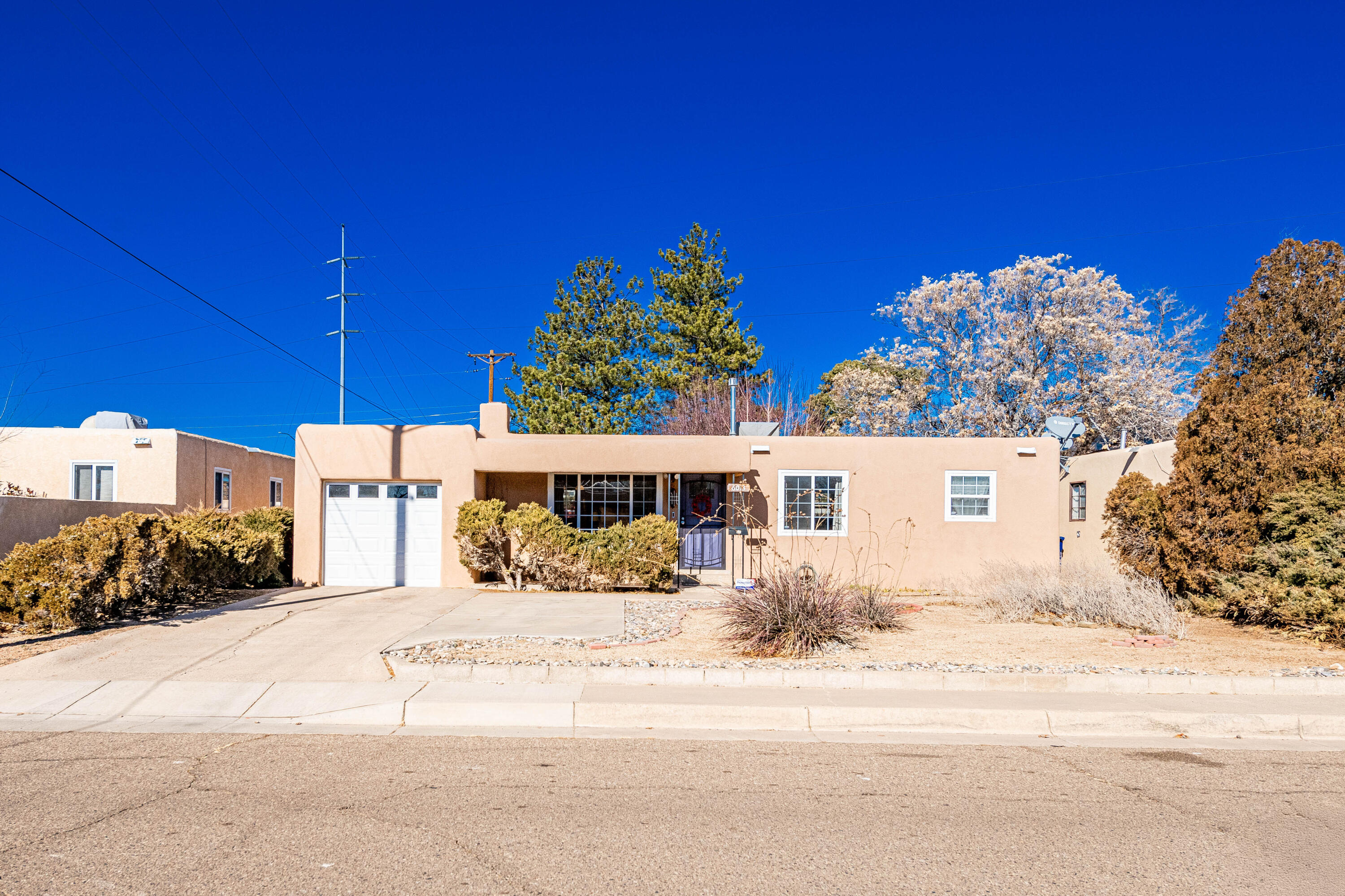 6013 Zimmerman Avenue, Albuquerque, New Mexico image 1