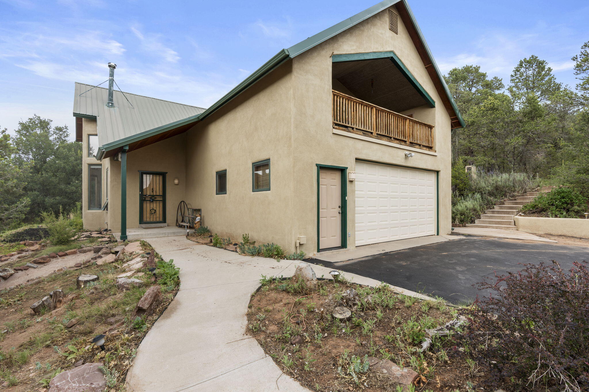 10 Howlin Wolf Trail