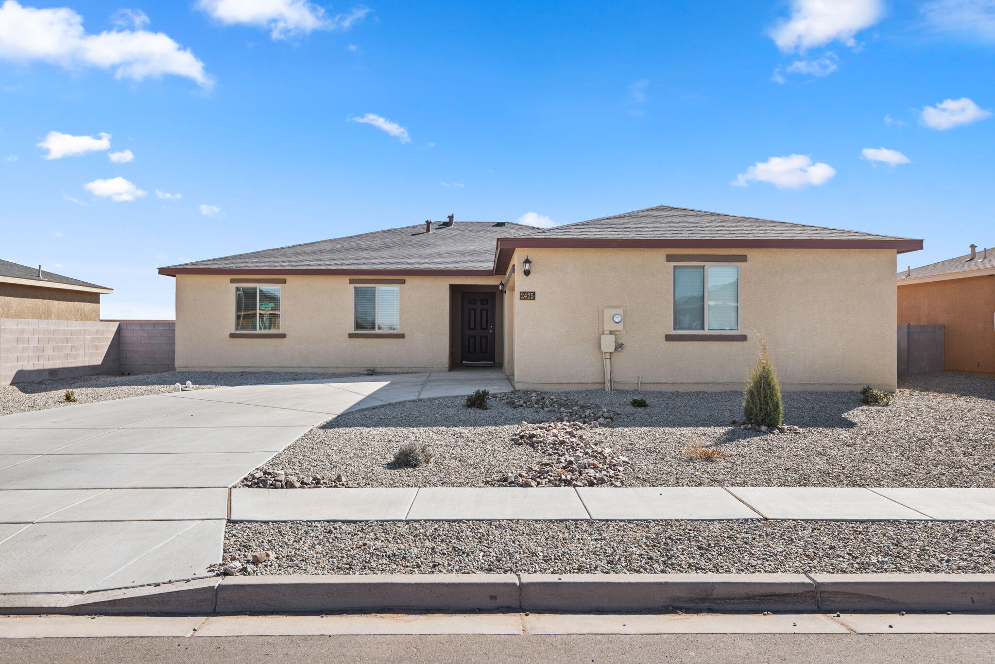 2425 Desi Loop, Belen, New Mexico image 3