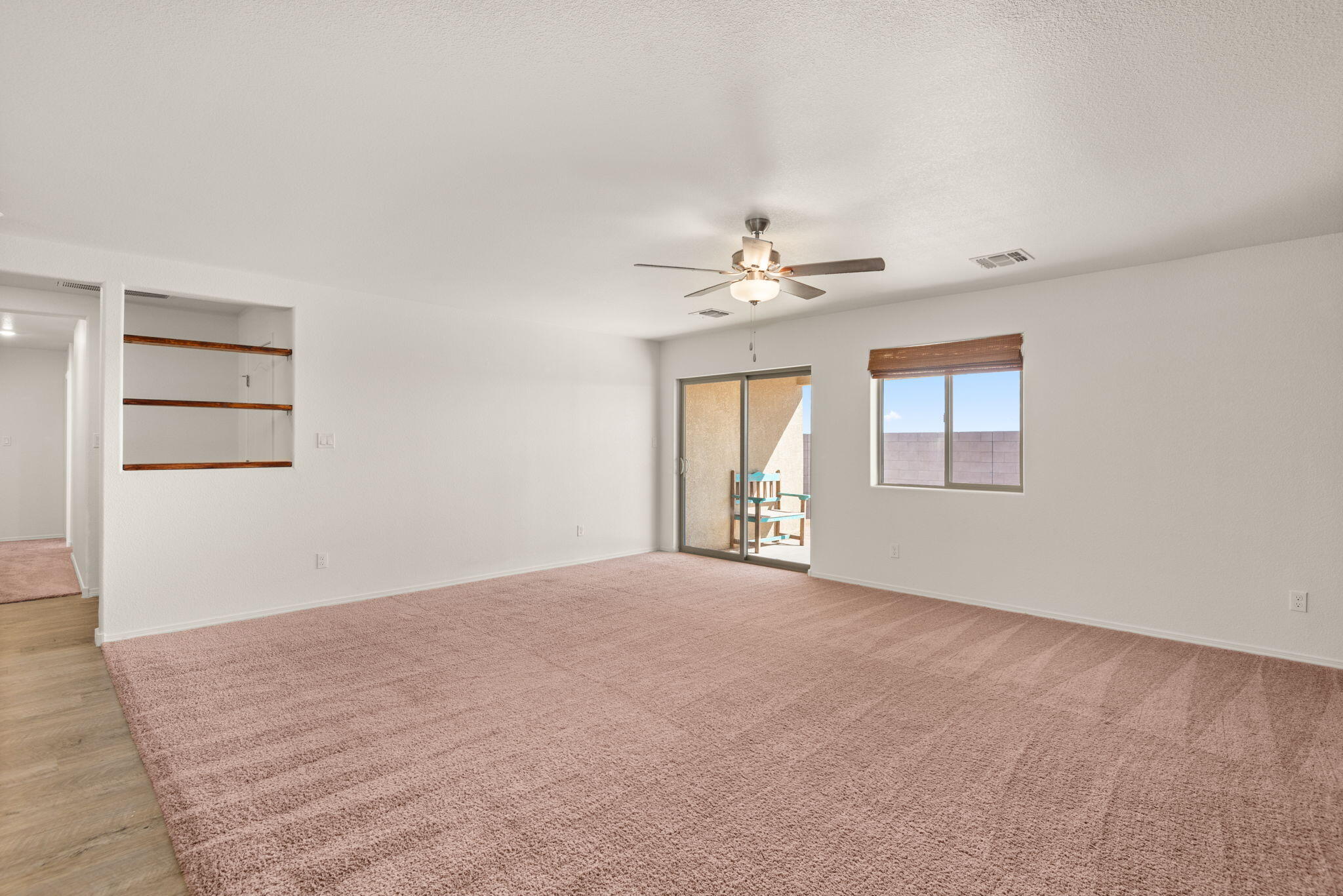 2425 Desi Loop, Belen, New Mexico image 4