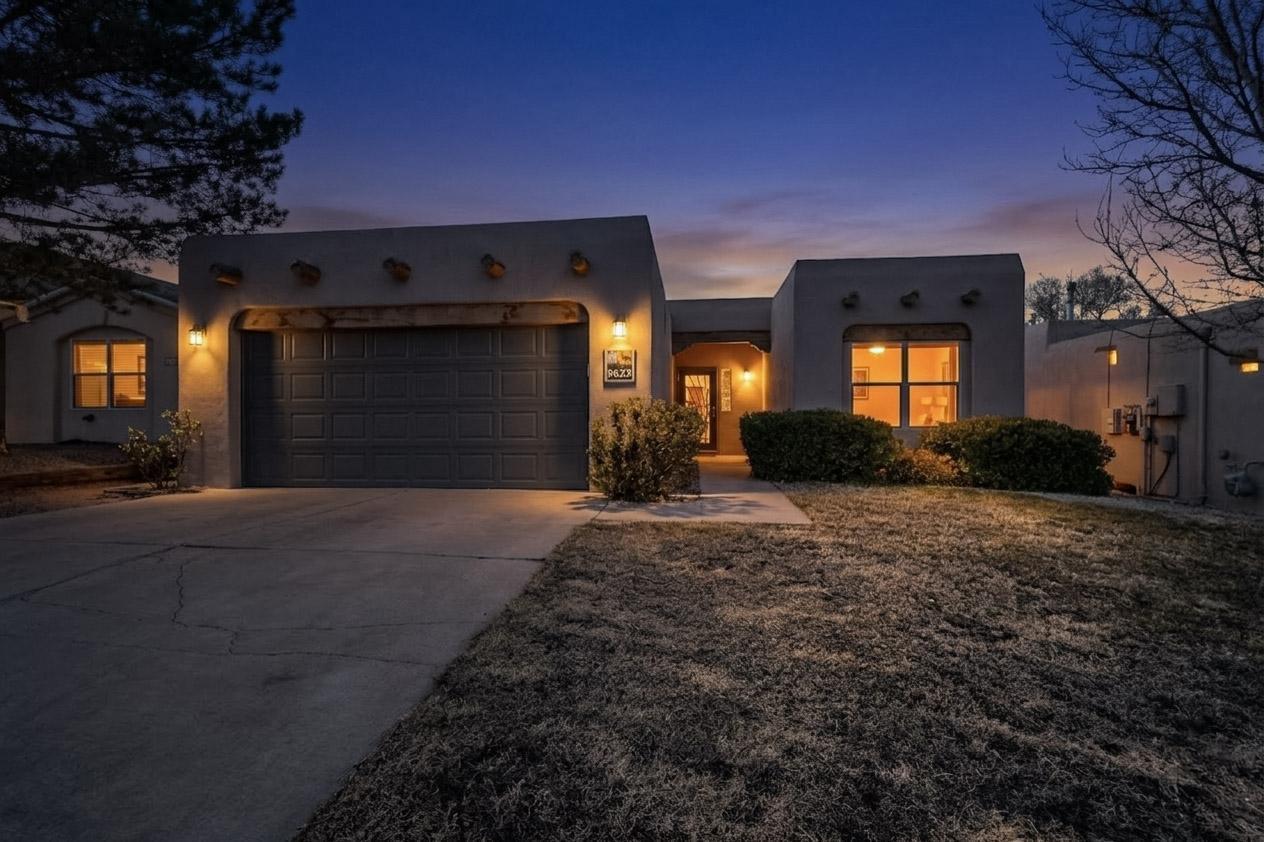 9623 Vista Casitas Drive NW